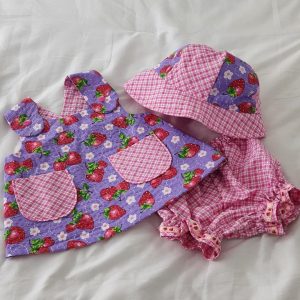 Reversible infant dress, hat and pants set. Strawberries. Size 0-3mos